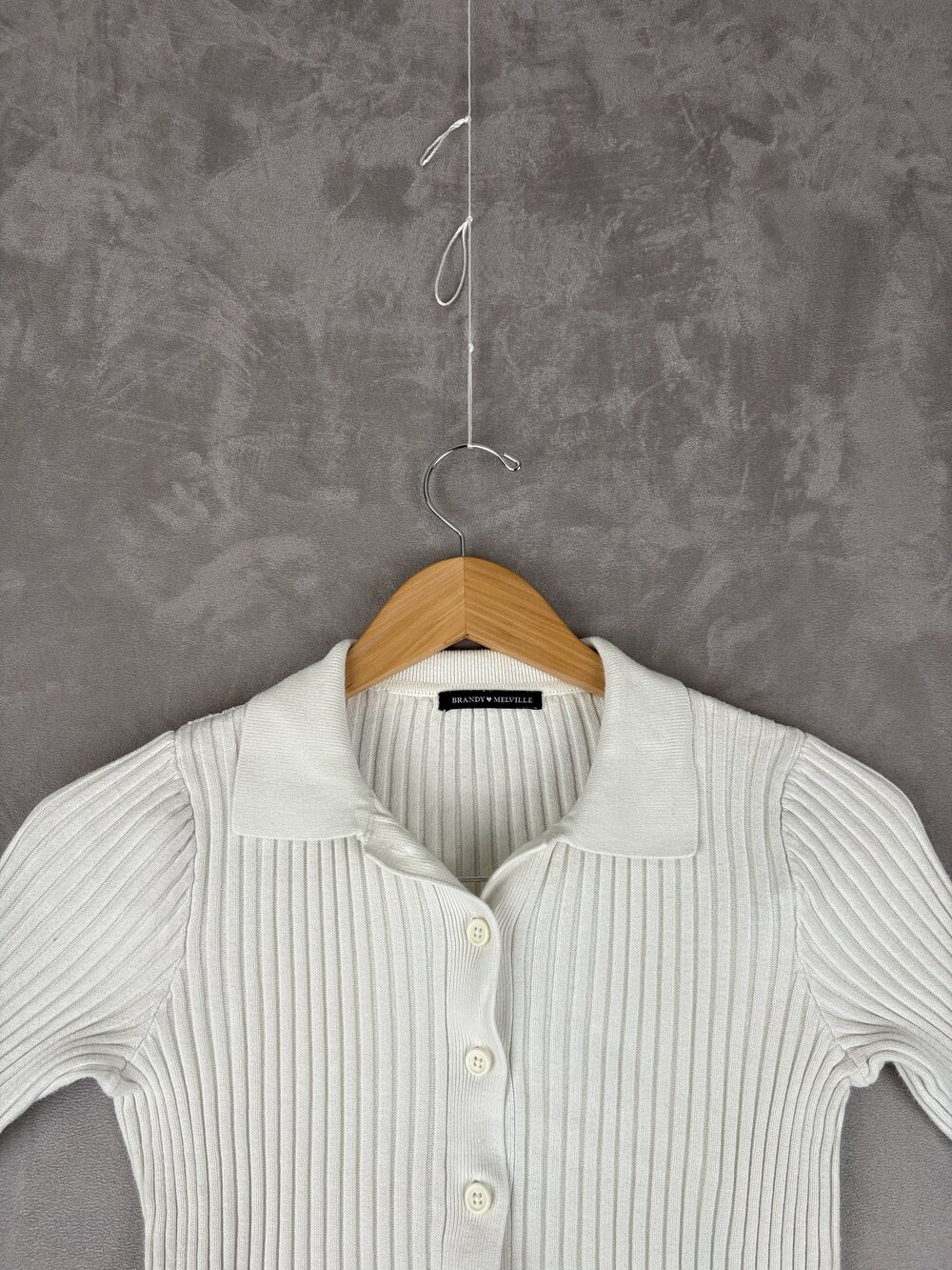 Brandy Melville Ribbed Collared Button-Up Cardigan OS - Picture 9 of 10